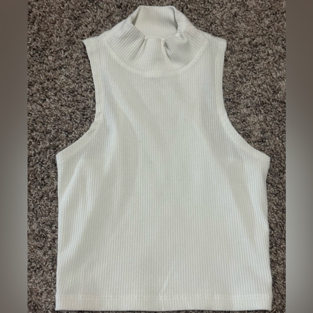 Aeropostale White Crop Top